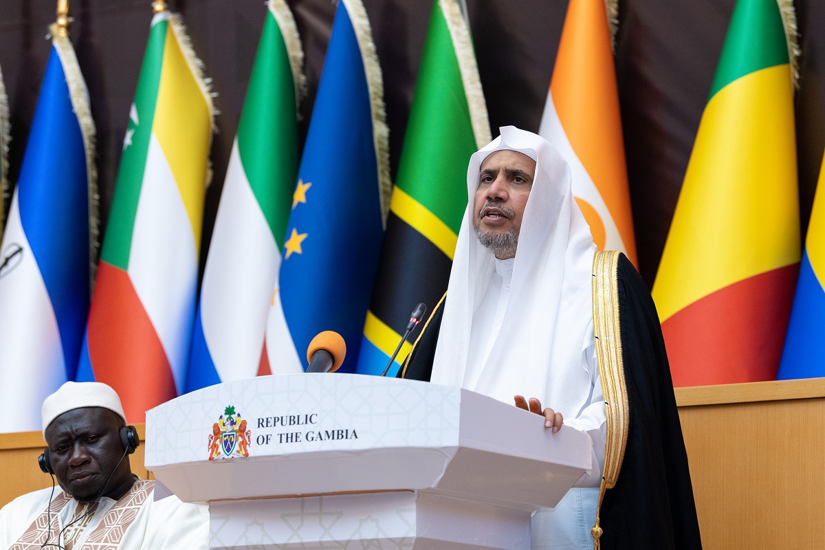 With the participation of the Gambian President:  Sheikh Dr. Al-Issa launches the Conference of Muslim Scholars in Africa