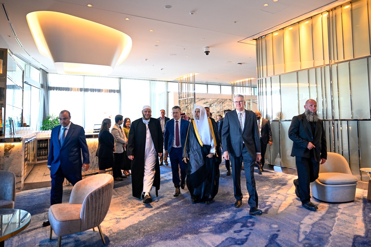 در گرامی‌داشتِ سفرِ جناب دبیرکل، رئیس انجمن علمای مسلمان، آقای دکتر شیخ محمد العیسی , مجلس ائمه فدرال استرالیا به نمایندگیِ رئیس آن، شیخ شادی السلیمان، ضیافت ناهاری برگزار کرد