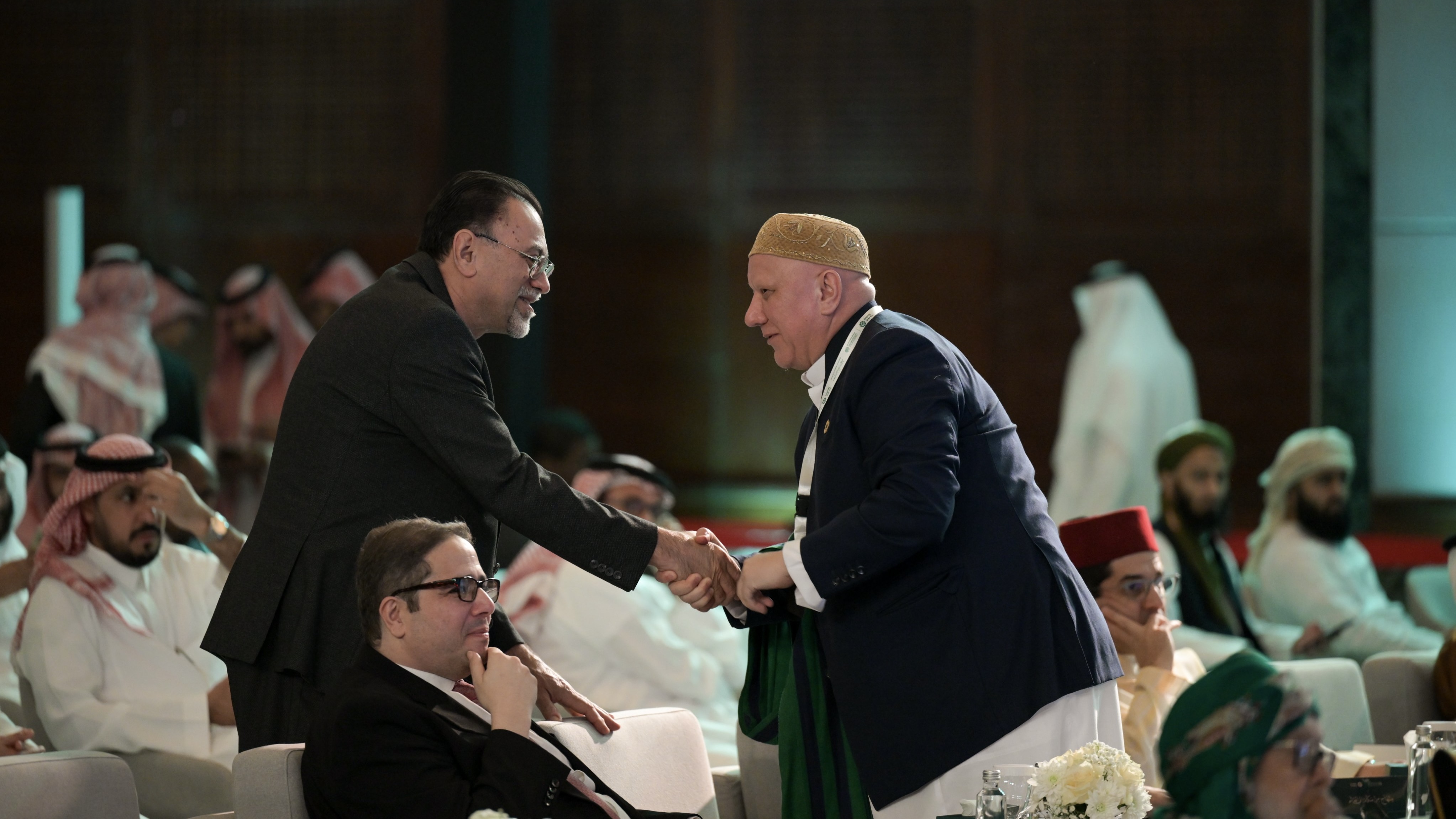 ‏خدمةً للأمة الإسلامية في مجمل شؤونها الدينية من خلال مُنجَزٍ رقمي يستند على مظلة شرعية دولية جامعة، واعتمادٍ فقهي لفكرته من المجمع الفقهي الإسلامي: ‏المنصةُ الرقميةُ "منهاج"، من مكة إلى العالم.