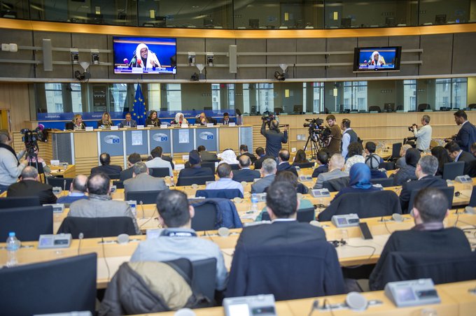 رابطہ عالم اسلامی ایک مضبوط تہذیب کے قیام کے لئے قومی حدود سے بالا تر ہوکر  اپنے مشن کی تکمیل کے لئے کوشاں ہے