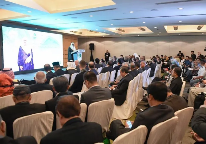 الأمين العام ووزير الداخلية والقانون السنغافوري يفتتحان المنتدى العالمي لرؤساء المراكز الثقافية