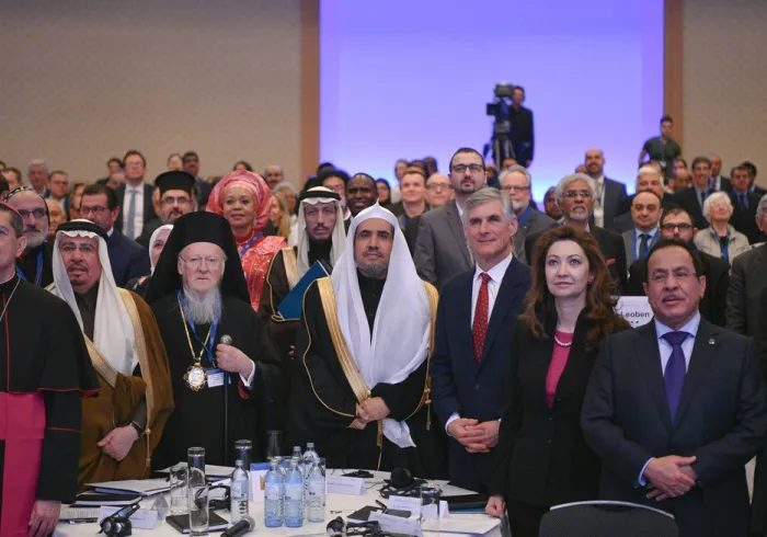 La Charte Mecque nous rappelle que nous devons tous être unis. Nous avons la responsabilité d’être des acteurs de progrès sur la scène mondiale. 