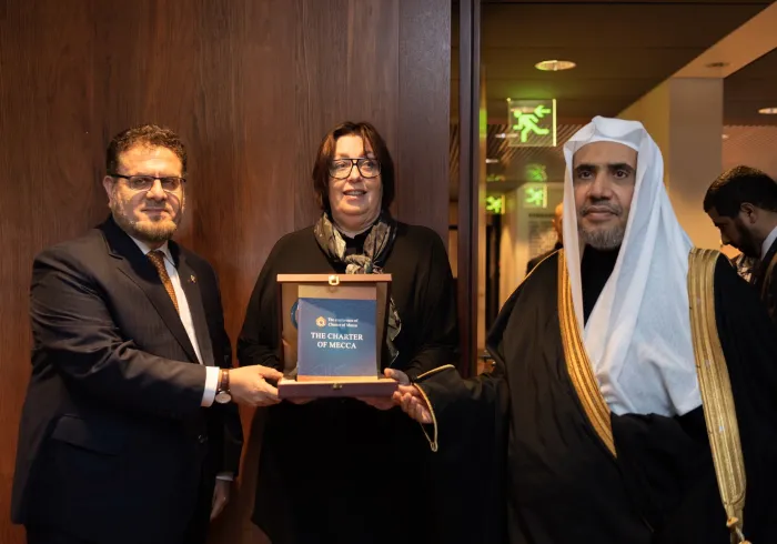 Dans la capitale islandaise le D.Mohammad Alissa a eu un entretien avec la maire et présidente des droits de l’ homme afin de traiter de sujets d’intérêt commun.