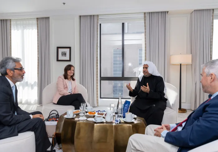 استقبل معالي الشيخ د. محمد العيسى‬⁩ وفداً من جامعة جونز هوبكنز