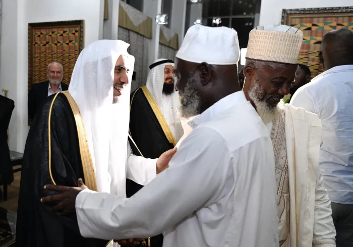 عزت مآب شیخ ڈاکٹر محمد العیسی جمہوریہ گھانا کے دورے پر اکرا ائرپورٹ پہنچے ہیں