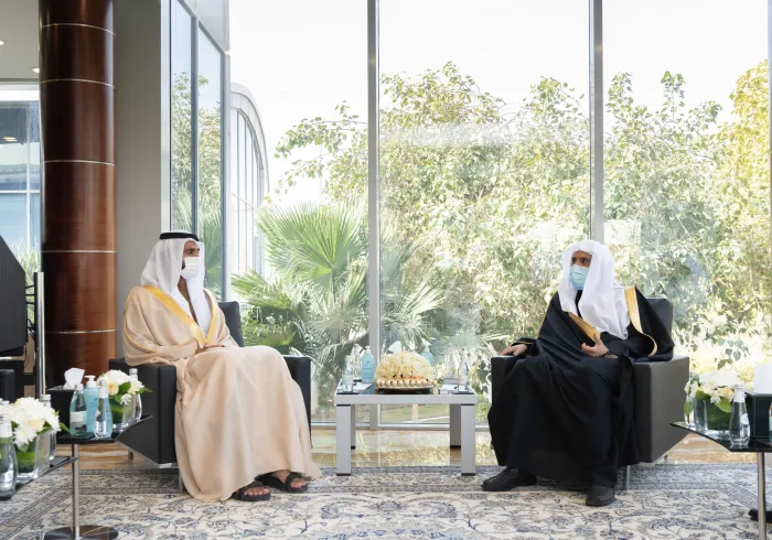 Le SG de la LIM Mohammad Alissa reçoit l’Ambassadeur des Émirats Arabes Unis auprès du Royaume d’Arabie Saoudite cheikh Chouhrbout Al Nahyane.