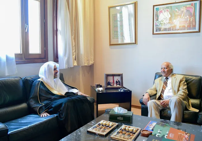 L'Université Alakhawayn au Maroc reçoit le SG de la Ligue Islamique Mondiale D.Mohamed AlIssa où il a eu un une rencontre avec son doyen et ses membres pour traiter de sujets d’intérêt commun.