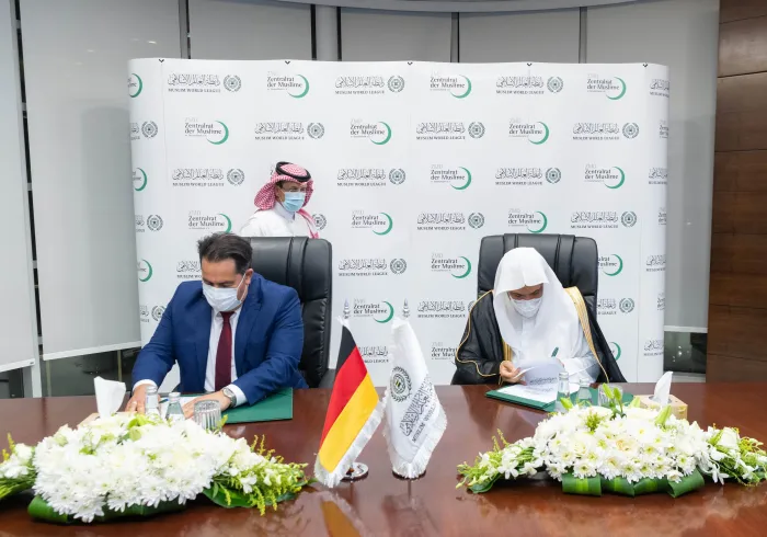 استقبل معالي الشيخ د. محمد العيسى‬⁩ سعادة الأستاذ أيمن مزيك رئيس المجلس الأعلى للمسلمين في ألمانيا