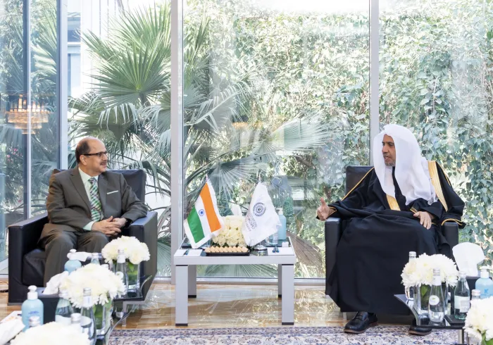 استقبل معالي الشيخ د. محمد العيسى‬⁩، اليوم سعادة سفير جمهورية الهند لدى المملكة العربية السعودية السيد د. أوصاف سعيد