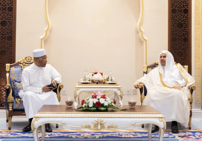 استقبل معالي الشيخ د. محمد العيسى‬⁩، في مقرّ الرابطة بمكة المكرمة، معالي وزير الشؤون الدينية الماليزي الدكتور داتو إدريس بن أحمد