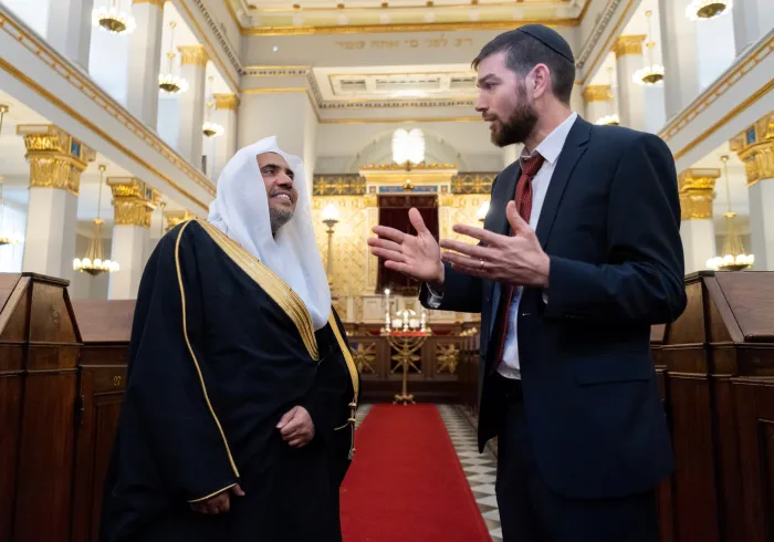 Au Danemark, le D. Mohammad Alissa a rencontré des dirigeants de la communauté juive, en vue de souligner l'engagement de la LIM à établir des relations interconfessionnelles à travers le monde. La collaboration est essentielle pour construire un avenir plus pacifique.