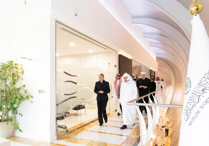 استقبل معالي الشيخ د. محمد العيسى‬ في مكتبه بالرياض فخامة رئيسة كرواتيا السابقة والناشطة في مجال السلام العالمي السيدة كوليندا غرابار