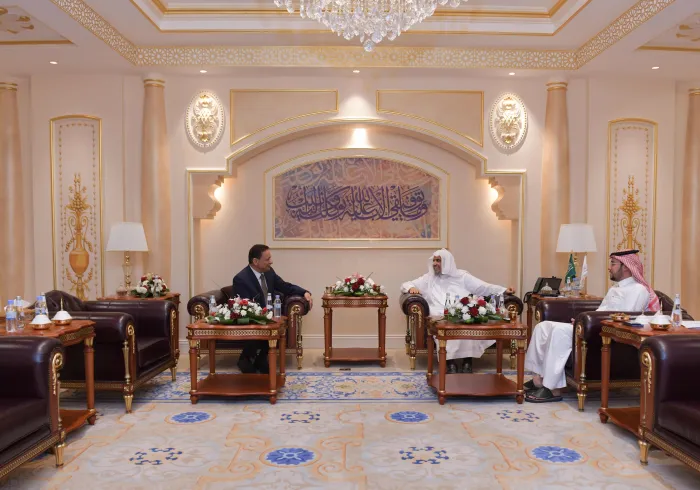 استقبل معالي الأمين العام الشيخ د. محمد العيسى‬⁩ في مقر الرابطة بمكة المكرمة، معالي رئيس المجلس الأعلى لتنظيم الإعلام بجمهورية مصر العربية، السيد كرم جبر