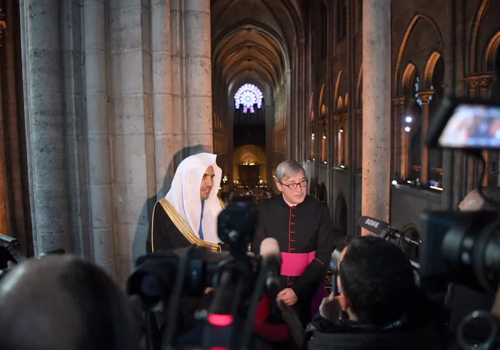 أكبر وأشهر كاتدرائيات أوروبا "كاتدرائية نوتردام" بباريس تستضيف هذا اليوم معالي الأمين العام