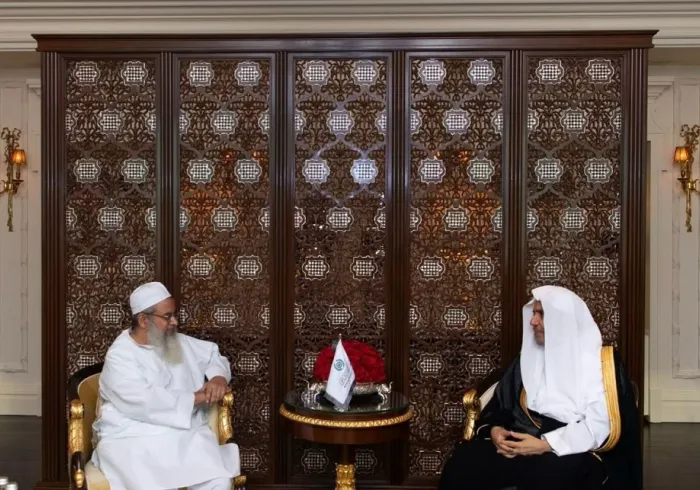 سیکرٹری جنرل اور چیئرمین مسلم علماء کونسل شیخ ڈاکٹر محمد العیسی نےدار الحکومت نئی دہلی میں جمعیت علمائے ہند کے صدر مولانا محمود مدنی سے ملاقات کی۔