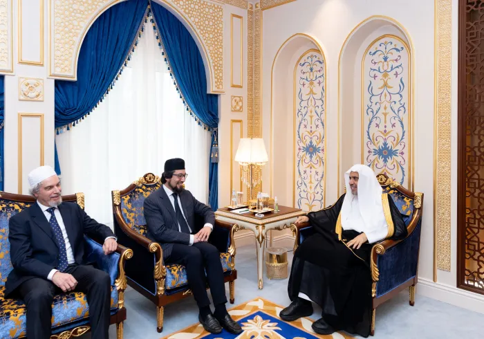 التقى معالي الأمين العام، رئيس هيئة علماء المسلمين، فضيلة الشيخ د. ⁧‫محمد العيسى‬⁩ ⁦‪‬⁩، فضيلة الشيخ يحيى بلفتشيني، قائد منظمة "كوريز الإيطالية"، رئيس مجلس التعاون الإسلامي في أوروبا