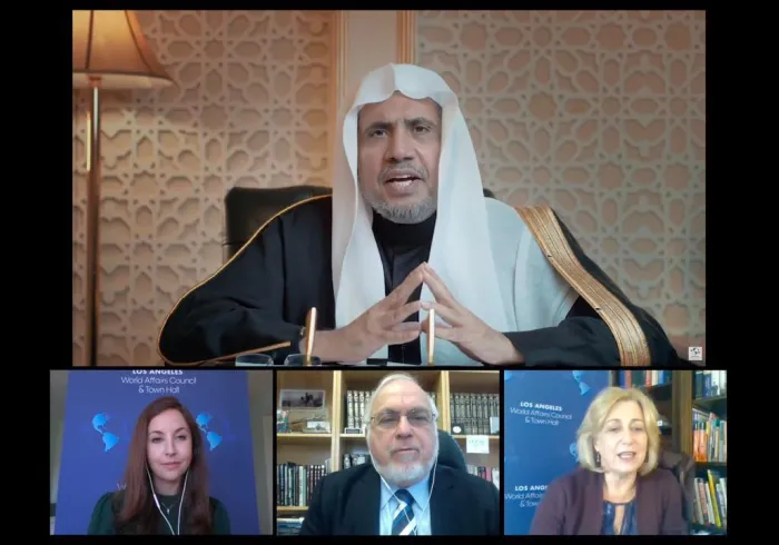 Le Conseil  des affaires mondiales, le Conseil municipal de L.A reçoivent Mohammad Alissa pour un colloque avec 1000 personnalités sur des questions des droits de l’Homme, intellectuelles et politiques liées aux relations entre adeptes des religions et des cultures.