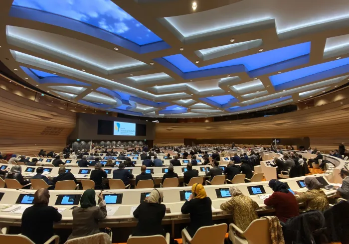 La LigueIslamiqueMondiale lance au siège des Nations-Unies à Genève le congrès :”les initiatives à prendre pour protéger la jeunesse de l’idéologie extrémiste et violente”, en présence de représentants religieux, de responsables politiques et d’intellectuels du monde entier.