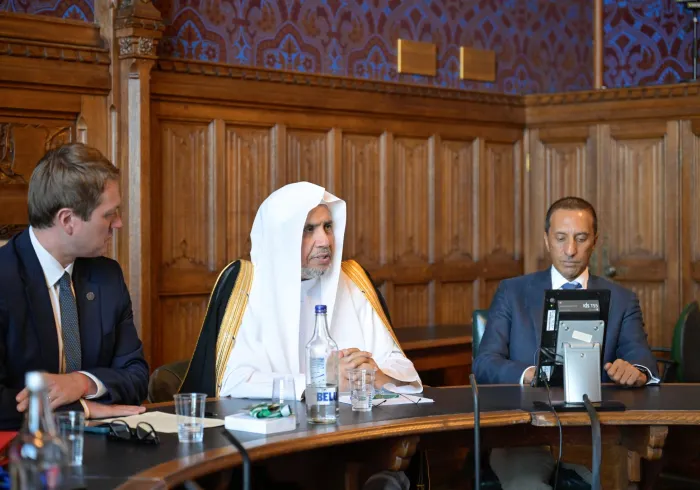 Durante una reunión impulsada por varios miembros del Parlamento británico, tras la sesión ampliada en presencia del Presidente de la Cámara de los comunes: