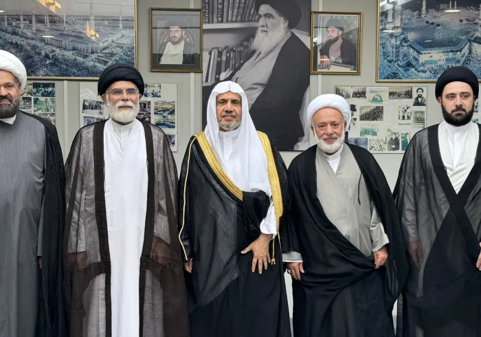 El Secretario General de la Fundación Al-Sayyid Al-Khoei, Sr. Abdelsaheb Al-Khoei, recibió en Londres al Secretario General y Presidente de la Comisión de Ulemas, el Sheij Mohammed Alissa.