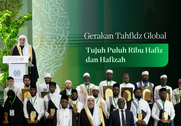 Liga Muslim Dunia merayakan wisuda 70.000 penghafal Al-Qur'an (Hafiz dan Hafizah) dari seluruh dunia