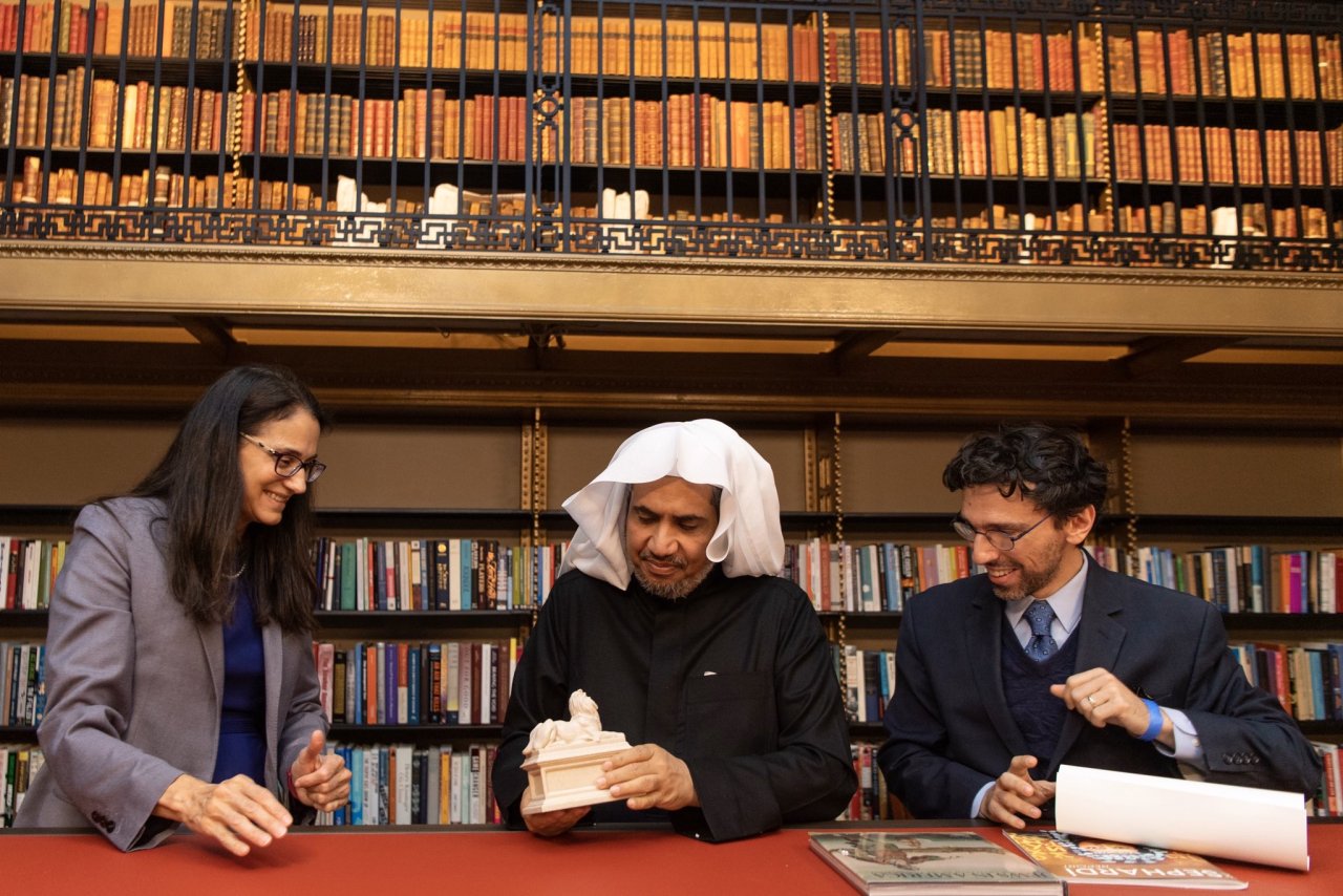 La bibliothèque générale de New York reçoit le D.Mohammad Alissa pour une visite privée.