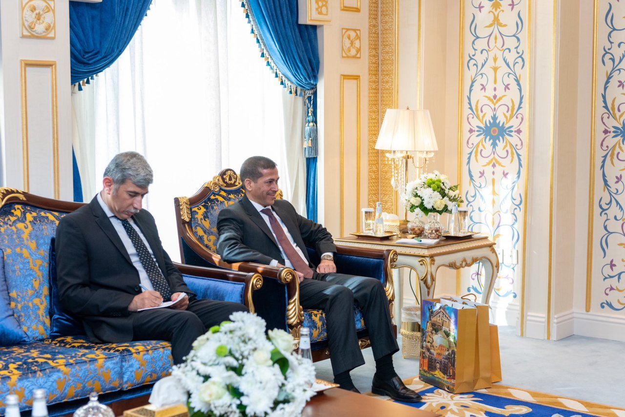 Syekh Dr.Mhmd Alissa bertemu dengan Perwakilan Irak untuk OKI, Konsul Jenderal di Arab Saudi, Prof. Mohammad Al-Naqsybandi