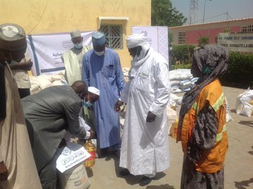 Pendant le mois de Ramadan cette année, la LIM a distribué des produits alimentaires essentiels dans de nombreux pays