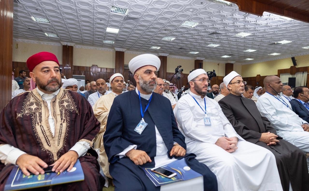 La Ligue Islamique Mondiale organise à Mina le congrès annuel du pèlerinage « Les sens civilisationels dans l’Islam » avec la présence de  grands savants et penseurs venus de 50 pays.