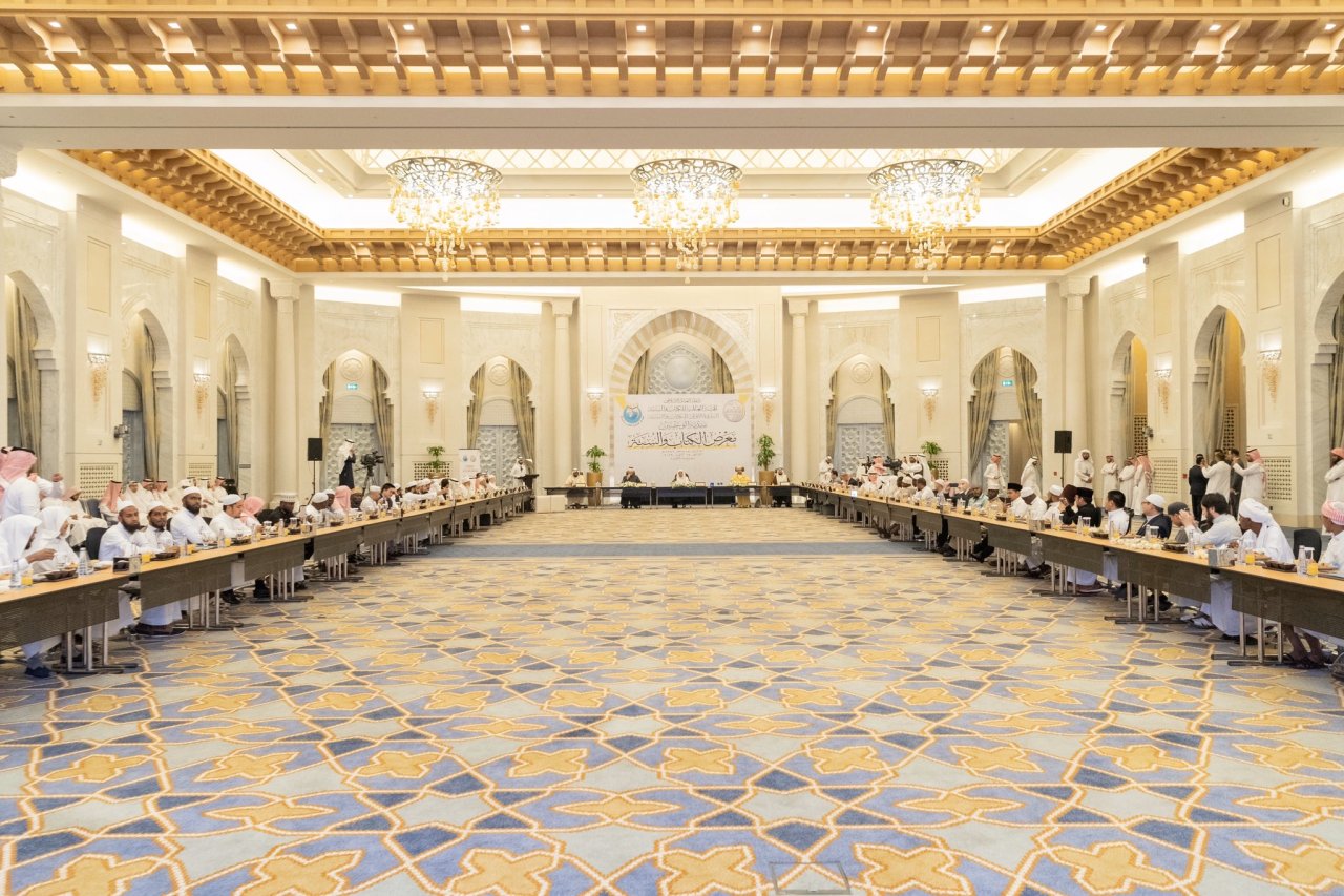 ‏معالي الشيخ د. ⁧‫محمد العيسى‬⁩ يفتتح مساء اليوم أعمال ندوة "خدمة الوحيين" التي تنظمها ⁧‫رابطة العالم الإسلامي‬⁩ مع هيئتها العالمية للكتاب والسنة في ⁧‫مكة المكرمة