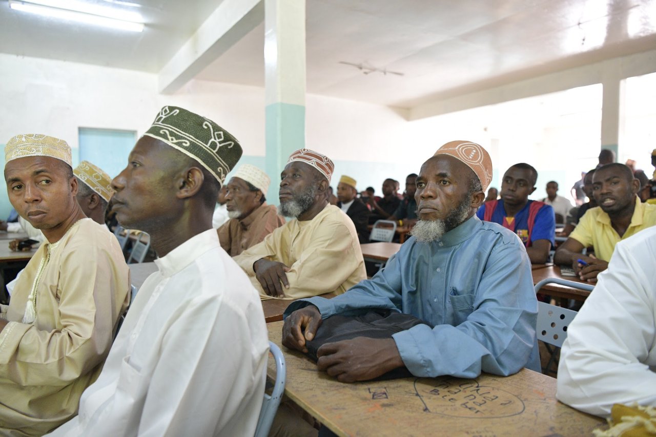 ‏68 كليةً ومعهداً حول العالم تُسخِّرها رابطة العالم الإسلامي‬⁩ لخدمة القرآن الكريم‬⁩ وأهله