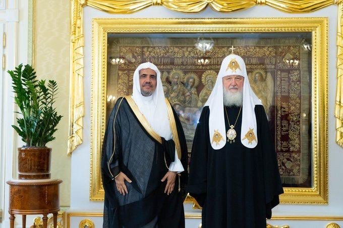 "Notre mission consiste notamment à construire des partenariats entre musulmans, juifs, chrétiens et personnes de toutes convictions, qui partagent les valeurs communes de paix et solidarité et qui rassemblent leurs communautés autour de celles-ci. » Mohammad Alissa