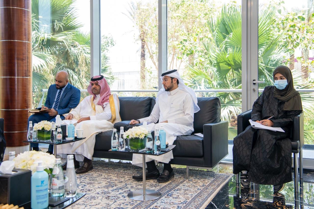 د. العيسى يلتقي نائب مساعد وزير الخارجية الأمريكي لشؤون شبه الجزيرة العربية