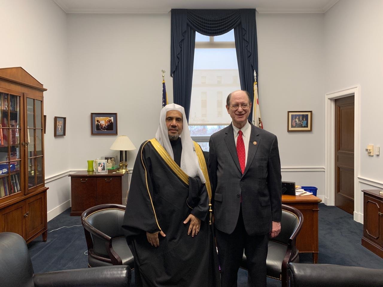 د.العيسى يلتقي عدداً من النواب الأمريكيين