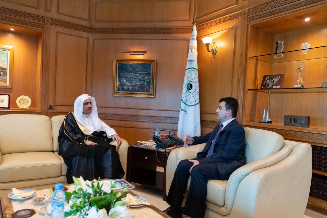 Le D. Mohammad Alissa dirige la délégation de la Ligue lors des réunions communes avec l’ISESCO présidée par le D. Salim El Malik à Rabat en présence de personnalités scientifiques et intellectuelles.