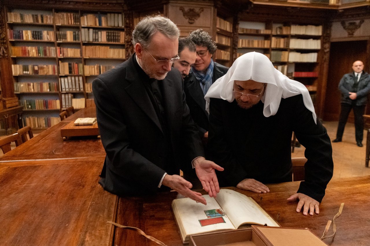 This week, HE Dr. Mohammad Alissa visited the historic Ambrosian Library Ambrosiana 1609 in Milan
