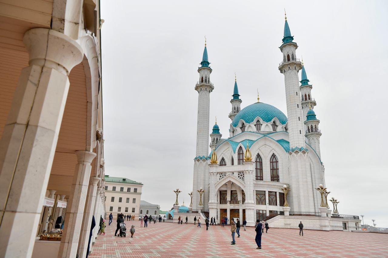 د.العيسى خطيباً في الجامع الكبير بقازان: وعي المسلم يهزم "بروبقاندا" التطرف