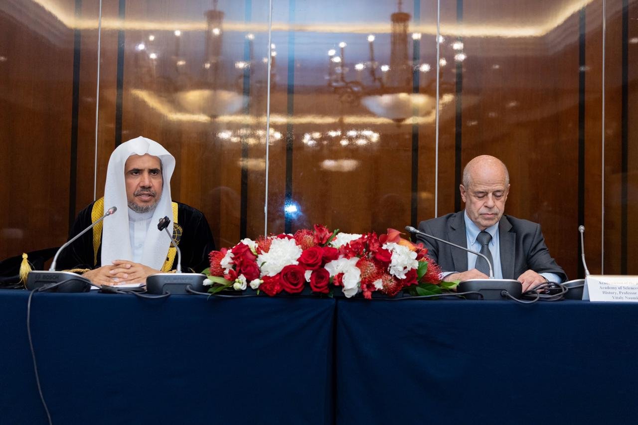 روسی استشراق انسٹیوٹ نے ڈاکٹر محمد العیسی کو اسلامی دنیا اور روس کے درمیان تعلقات مستحکم کرنے کی  کوششوں کے اعتراف میں اعزازی ڈاکٹریٹ ڈگری سے نوازا