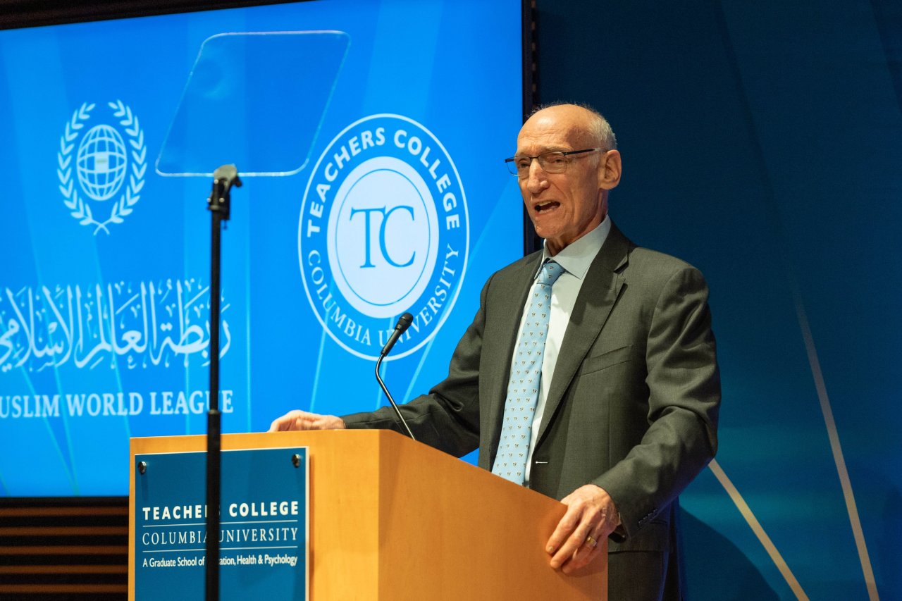جامعة كولومبيا العريقة تستضيف في مقرها بنيويورك ندوة دولية لمعالي الأمين العام د. محمد العيسى حول القضاء على الكراهية