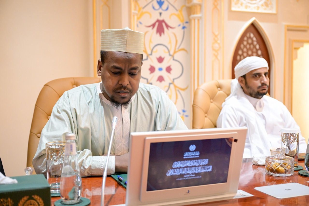 ‏في هذا اليوم من مكة المكرمة:  ‏معالي الأمين العام، فضيلة الشيخ د. ⁧‫محمد العيسى‬⁩‬⁩ يُطلق "المجموعة الأولى من المصاحف المرتّلة لرابطة العالم الإسلامي" والتي ستكون متاحةً للتحميل مجاناً: