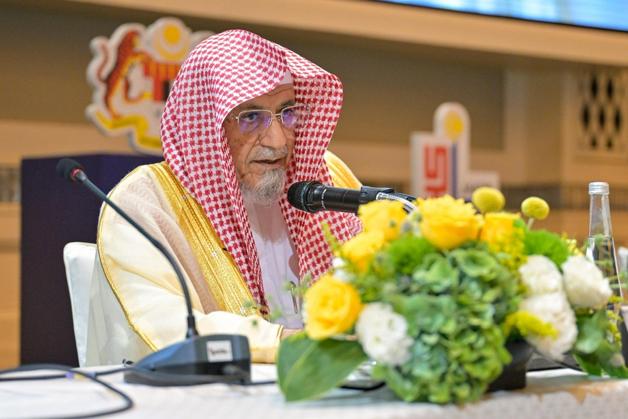 ضمن الملتقى الأول من نوعه للفقهاء: "تدريس الفقه الإسلامي وتكوين الفقيه": كبارُ فقهاء الأمّة يجتمعون في ماليزيا؛ تحت مظلّة المجمع الفقهي الإسلامي برابطة العالم الإسلامي