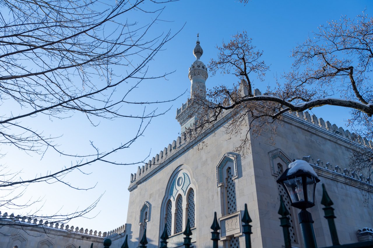 ‏افتتح معالي الأمين العام، رئيس هيئة علماء المسلمين، فضيلة الشيخ د. ⁧‫محمد العيسى‬⁩، في المركز الإسلامي بواشنطن، اجتماعَ المجلس التأسيسي للقيادات الإسلامية في أمريكا بشطريها الشمالي والجنوبي