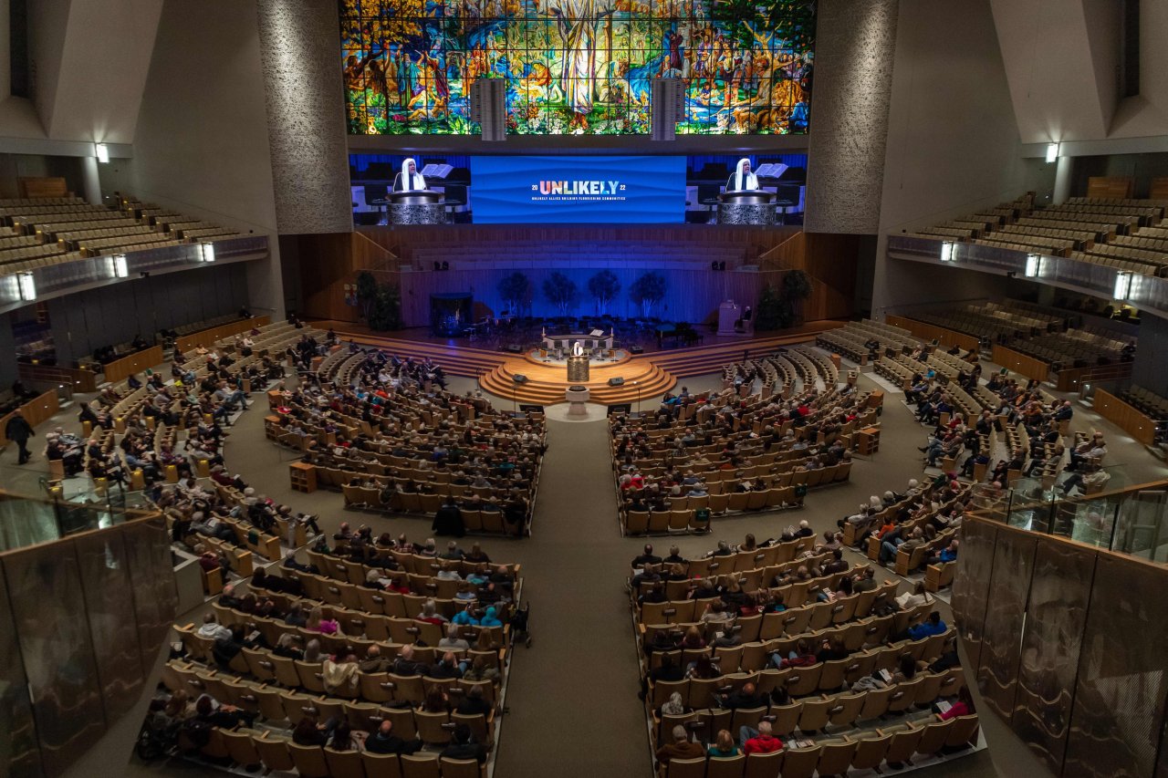 Dialog yang efektif dengan ketulusan kemauan, efisiensi pengelolaan, kelengkapan pihak-pihak yang terlibat, dan beragamnya topik, serta dengan pengukuran hasil yang akurat