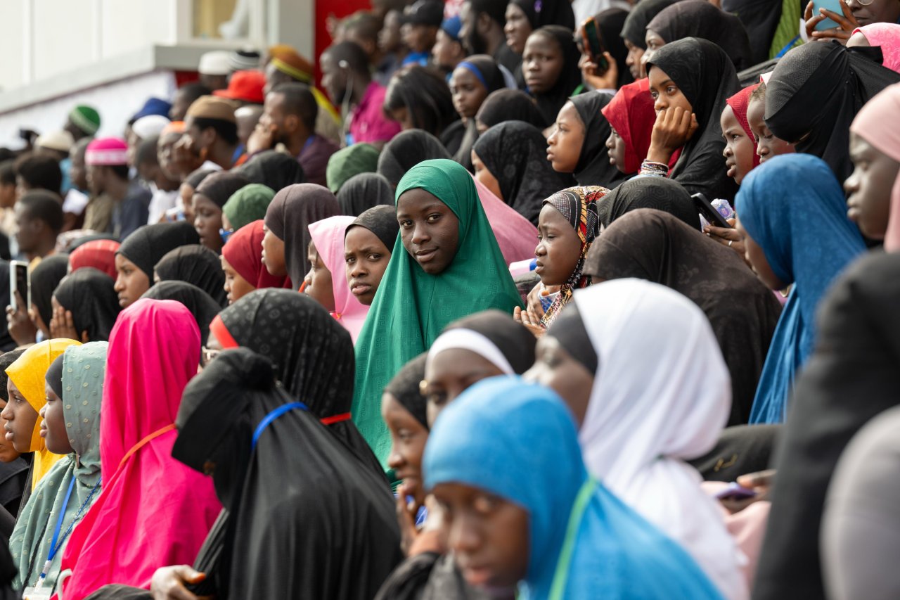 *رئيس غينيا بيساو وأمين عام رابطة العالم الإسلامي يدشّنان مسابقة "تيجان النور القرآنية" الأبرز من نوعها في الغرب الأفريقي*