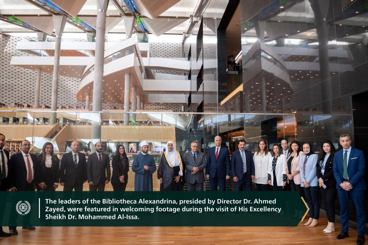 Excellency Sheikh Dr. Mohammed Alissa, Secretary-General of the MWL, delivered a lecture on the East and the West at the Bibliotheca Alexandrina.
