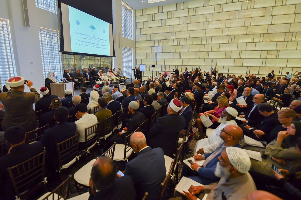 اختتام أعمال مؤتمر الرابطة "التواصل الحضاري بـيـن الولايات المتحدة الأمريكية والعالم الإسلامي": وقائعُ الإسلام تشهدُ بقيم تحضُّره وتعايشه مع الجميع