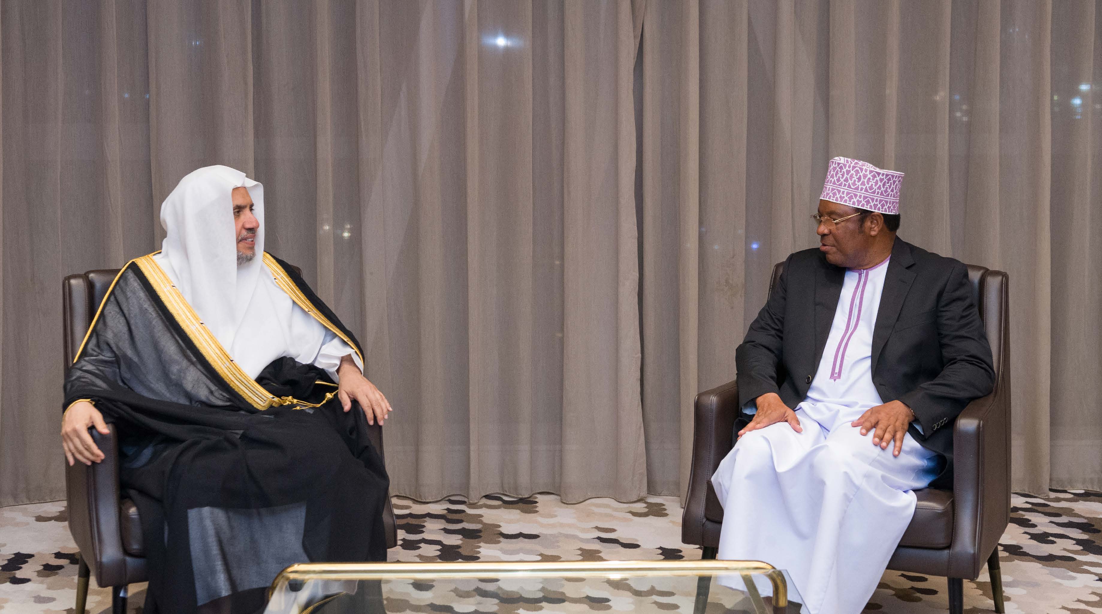 His Excellency Sheikh Dr. Mohammad bin Abdulkarim Al-Issa meets with His Excellency the Prime Minister of the United Republic of Tanzania, Mr. Kassim Majaliwa