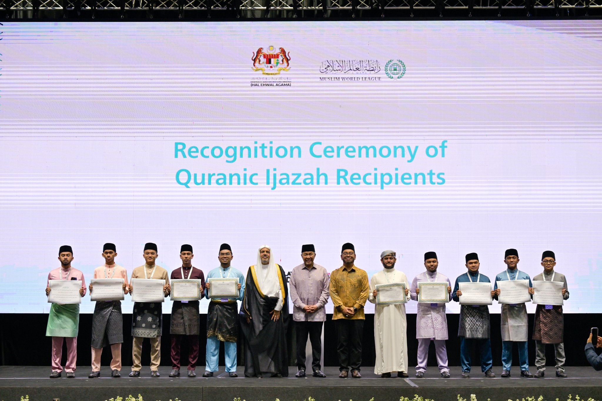 Le Secrétaire général de la Ligue islamique mondiale, Président de l’Organisation des savants musulmans, cheikh Mohammed Al-Issa a inauguré la quatrième rencontre du Conseil des Savants de l’ASEAN