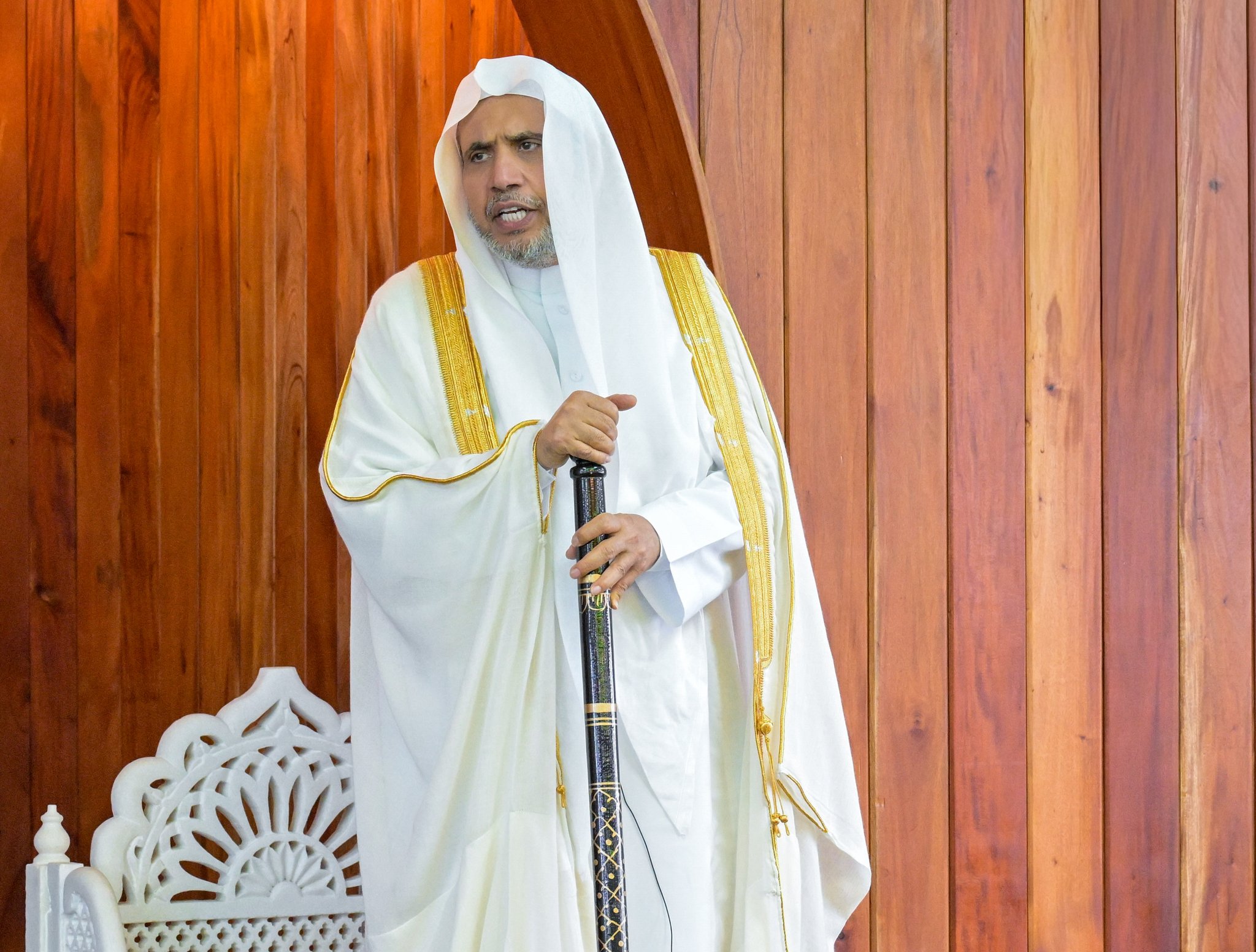 امروز از فراز منبر مسجد جامع الرحمن در شهر اوکلند و پس از افتتاح رسمی این مسجد:  جناب آقای دکتر شیخ محمد العیسی  ، دبیرکل سازمان همبستگی جهان اسلام ورئیس انجمن علمای مسلمان، خطبه نماز جمعه را ایراد کرد