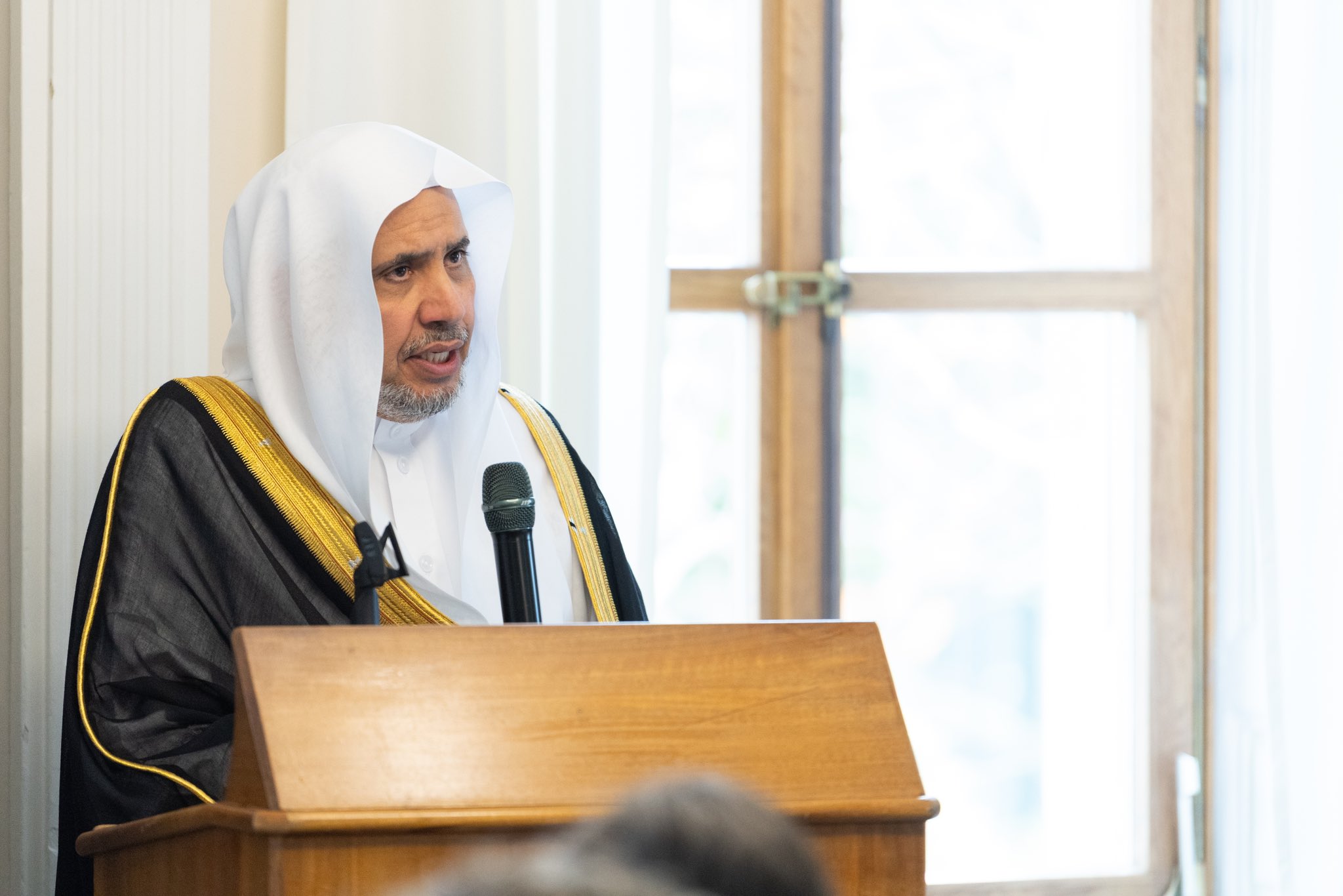 جناب دبیرکل و رئیس انجمن علمای مسلمان، آقای دکتر شیخ محمد العیسی    ، سخنرانی‌ای با عنوان “اسلام و غرب: نیاز مبرم به تجدید گفت‌وگو برای مقابله با ناآرامی‌های ژئوپلیتیک”